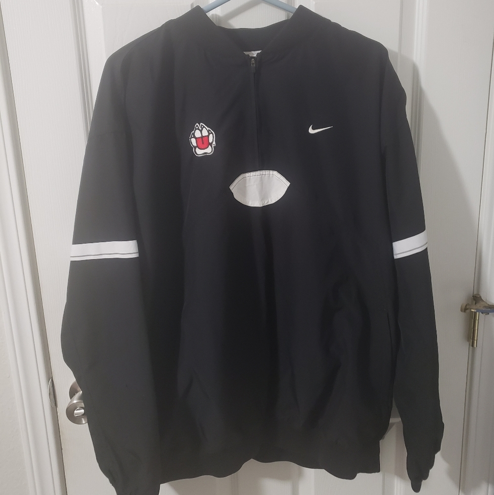 Pullover Half Zip Size XL.